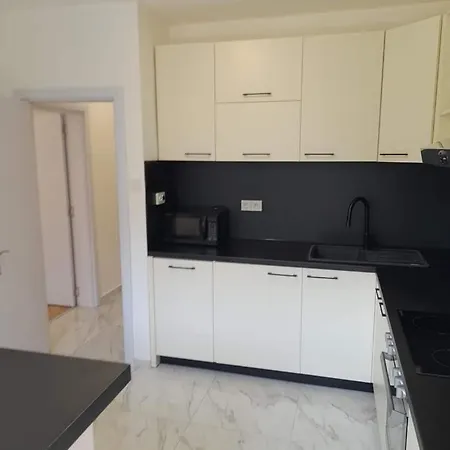 The White Apartamento Sofía
